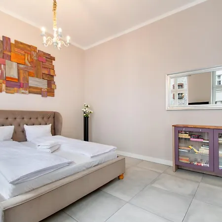 W Sercu Poznania By Lookap Апартаменты *